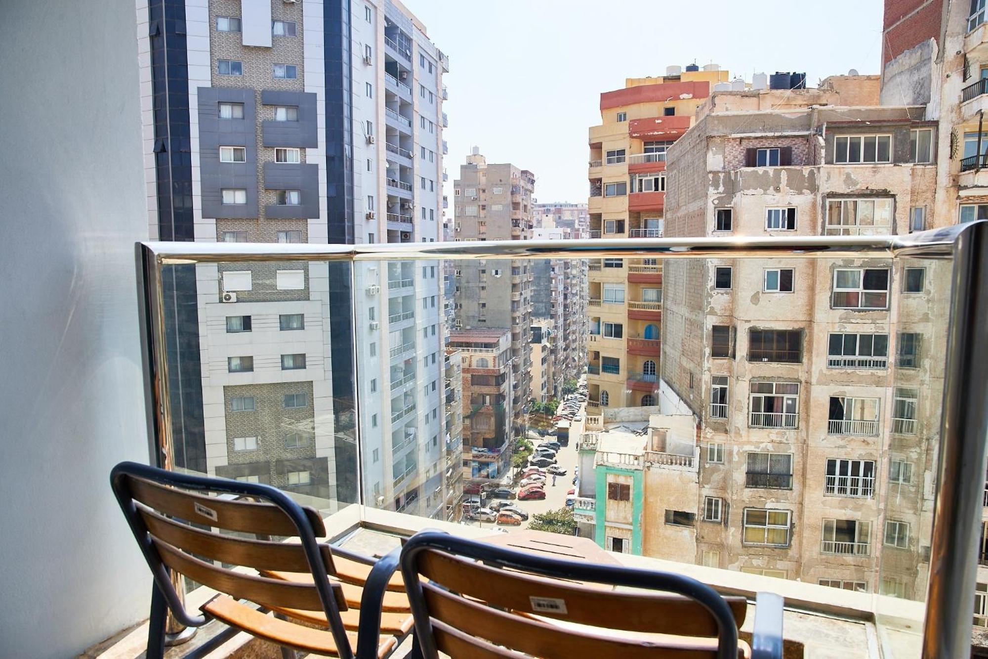Hilton Corniche 5*